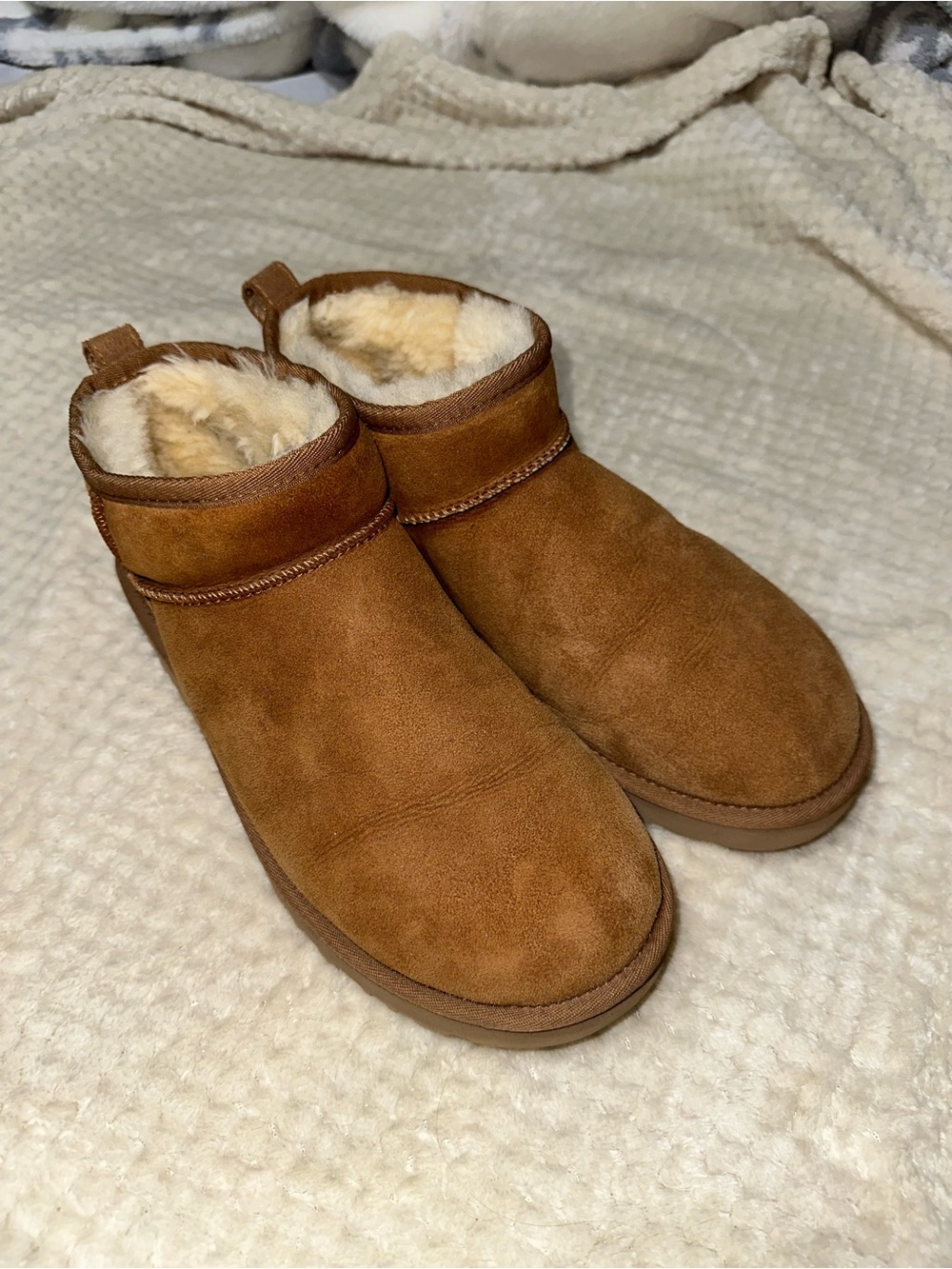 UGG Chestnut Shearling-Lined Classic Ultra Mini Boots Size 10